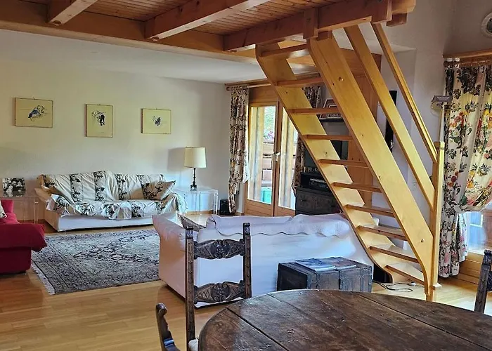 Charming Downtown 公寓